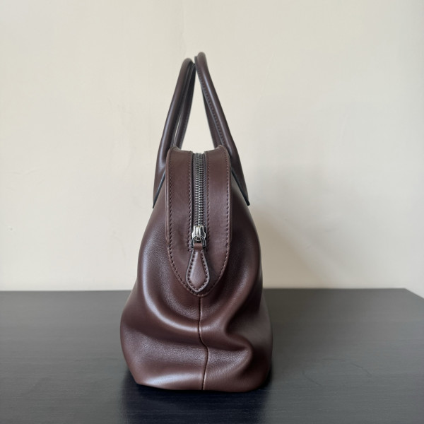 T*e R0w agnes bag - 32*11*20cm