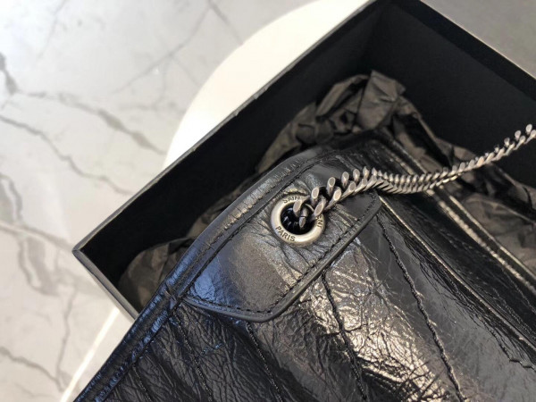 Y*L niki chain wallet